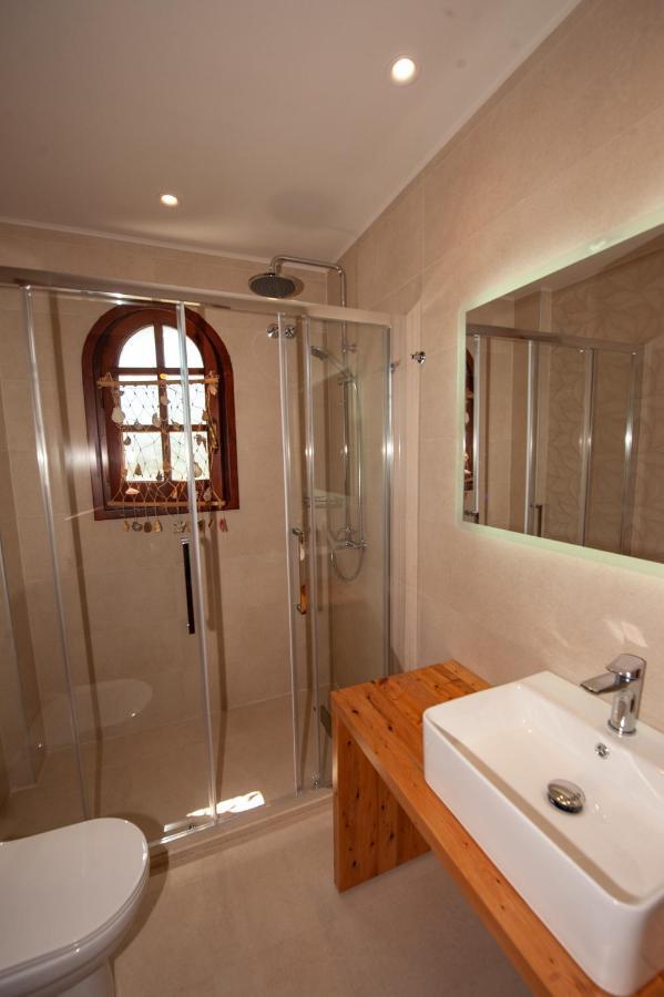 Giorgos Apartments Дасія Екстер'єр фото